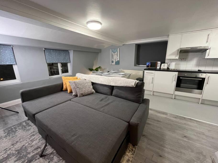 Modern With Stylish Terrace - Your London Oasis! Eksteriør bilde